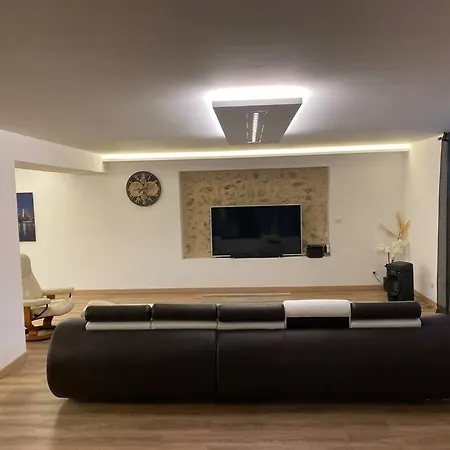 Les Oliviers Villa